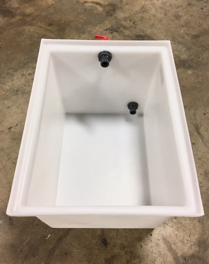 30-Gallon Molded Polyethylene Tank Complete